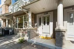 11159 Kinsley St, Eden Prairie, MN 55344 - Photo 2