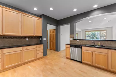 11159 Kinsley Street, Eden Prairie, MN 55344 - Photo 16