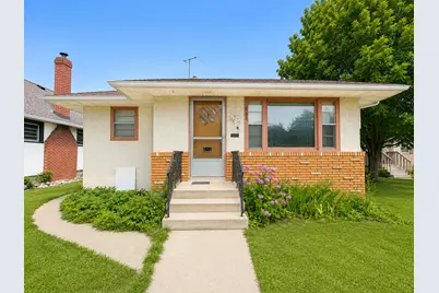 865 Cottage Avenue E, Saint Paul, MN 55106 - Photo 1