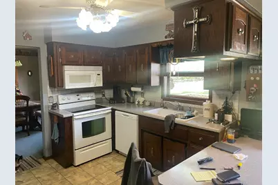 381 Morrison Street E, Motley, MN 56466 - Photo 4
