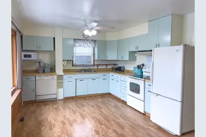 11 Ives Road, Silver Bay, MN 55614 - Photo 8