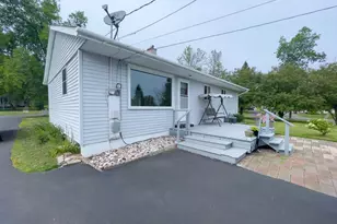11 Ives Rd, Silver Bay, MN 55614 - Photo 2