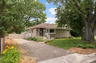 1405 Independence Ave S, Saint Louis Park, MN 55426 - Photo 20