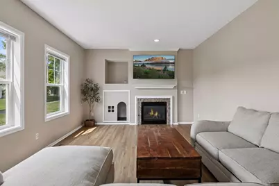 15105 Dupont Path, Apple Valley, MN 55124 - Photo 18
