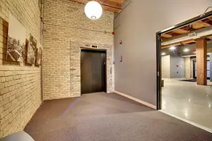 607 Washington Ave S, Minneapolis, MN 55415 - Photo 38