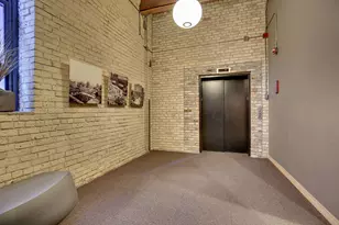 607 Washington Ave S, Minneapolis, MN 55415 - Photo 26