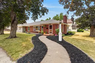305 7th St SW, Pine City, MN 55063 - Photo 1