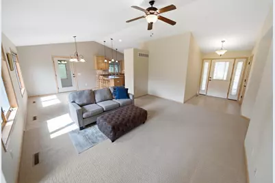 1407 Woodland Way, Lake City, MN 55041 - Photo 4
