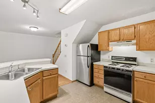 10045 Russell Ave N, Brooklyn Park, MN 55444 - Photo 8