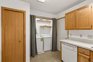 10045 Russell Ave N, Brooklyn Park, MN 55444 - Photo 20