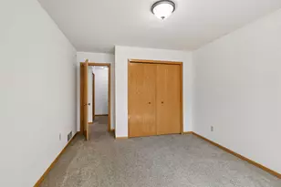 10045 Russell Ave N, Brooklyn Park, MN 55444 - Photo 18
