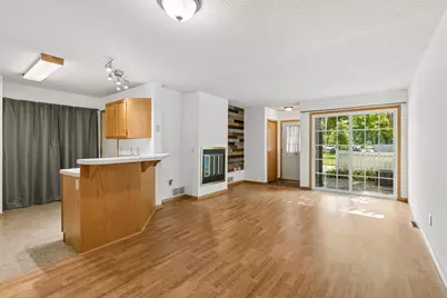 10045 Russell Avenue N #10, Brooklyn Park, MN 55444 - Photo 8