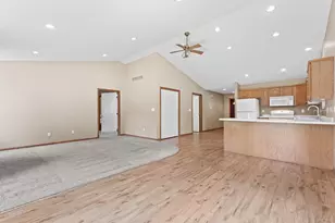 703 Chestnut St, Mantorville, MN 55955 - Photo 12