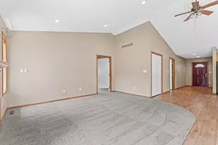 703 Chestnut St, Mantorville, MN 55955 - Photo 16