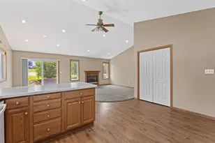 703 Chestnut St, Mantorville, MN 55955 - Photo 10