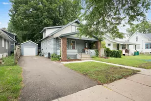717 2nd St NW, Rochester, MN 55901 - Photo 2