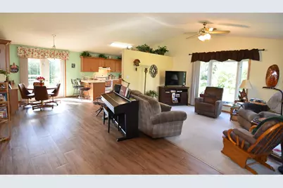 220 4th Avenue SW, Baudette, MN 56623 - Photo 16