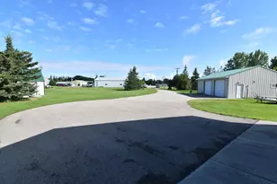 220 4th Ave SW, Baudette, MN 56623 - Photo 6