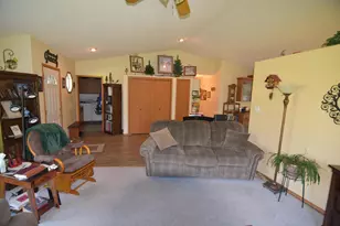 220 4th Ave SW, Baudette, MN 56623 - Photo 22