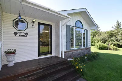 220 4th Avenue SW, Baudette, MN 56623 - Photo 2