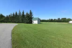 220 4th Ave SW, Baudette, MN 56623 - Photo 12