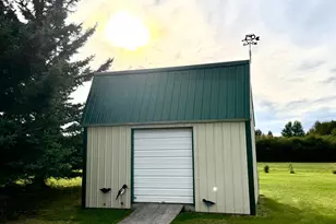 220 4th Ave SW, Baudette, MN 56623 - Photo 10