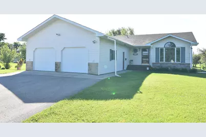 220 4th Avenue SW, Baudette, MN 56623 - Photo 1