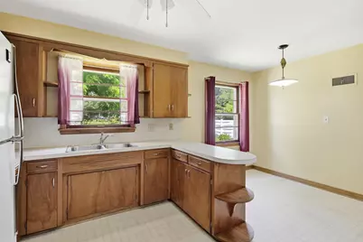 129 S Morningside Drive, Le Sueur, MN 56058 - Photo 12