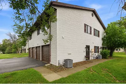 6616 84th Court N, Brooklyn Park, MN 55445 - Photo 2