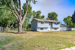 7181 Colorado Ave N, Brooklyn Park, MN 55429 - Photo 10