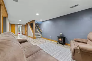 824 Craig Ave SW, Hutchinson, MN 55350 - Photo 44