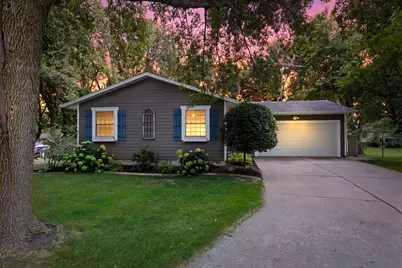 824 Craig Avenue SW, Hutchinson, MN 55350 - Photo 1