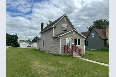 824 Labree Avenue N, Thief River Falls, MN 56701 - Photo 1