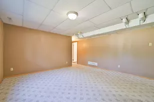 6205 Donald St, Baxter, MN 56425 - Photo 26