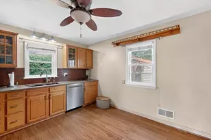 1404 12th Ave NE, Rochester, MN 55906 - Photo 18