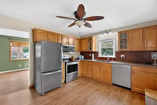 1404 12th Ave NE, Rochester, MN 55906 - Photo 16
