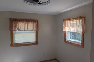 808 S 11th St, Montevideo, MN 56265 - Photo 8