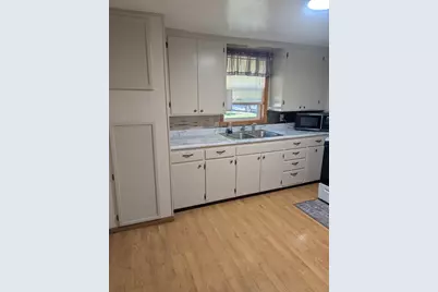 808 S 11th Street, Montevideo, MN 56265 - Photo 12