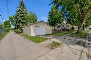 403 5th St NE, Staples, MN 56479 - Photo 2