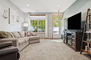 13425 Europa Ct N, Hugo, MN 55038 - Photo 8