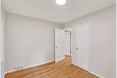 1859 Hoyt Avenue E, Saint Paul, MN 55119 - Photo 10