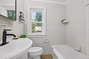 1859 Hoyt Ave E, Saint Paul, MN 55119 - Photo 10