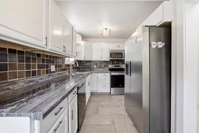 620 17th Street N, Moorhead, MN 56560 - Photo 8