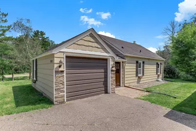 1922 Oakland Road, Minnetonka, MN 55305 - Photo 4