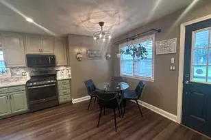 1102 10th St NW, Austin, MN 55912 - Photo 6