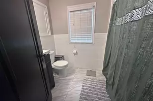 1102 10th St NW, Austin, MN 55912 - Photo 16