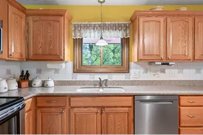 420 N Comstock Lane N, Plymouth, MN 55447 - Photo 14