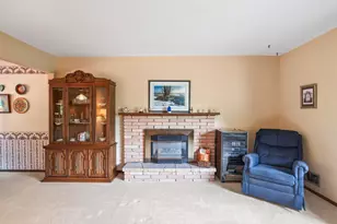 420 N Comstock Ln N, Plymouth, MN 55447 - Photo 6