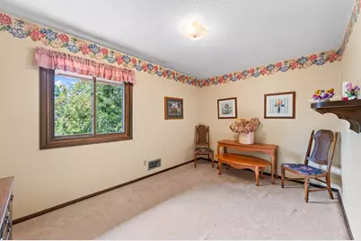 420 N Comstock Lane N, Plymouth, MN 55447 - Photo 20