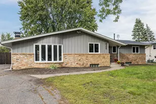 6208 81st Ave N, Brooklyn Park, MN 55443 - Photo 2